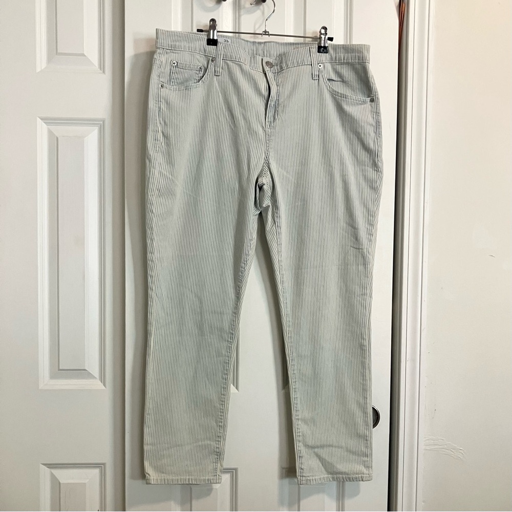 Gap 1969 Striped Girlfriend Cotton Capri Pants 33‎